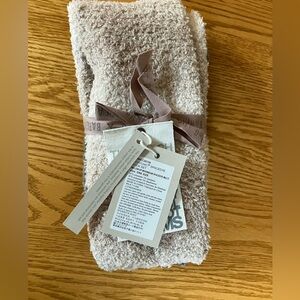 Barefoot Dreams Cozy Chic Set of 2 Pair of Socks. NWT. So soft! Perfect gift.